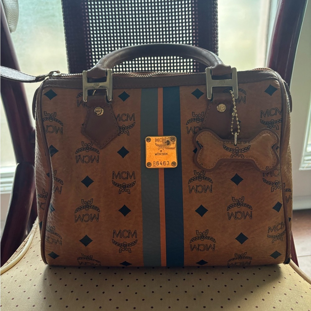 Authentic MCM Duffel Speedy 25 Style